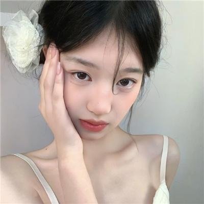 严密的关系 高清封面